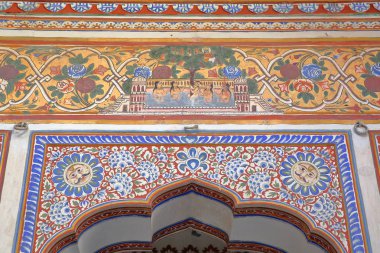 Nawalgarh, Rajasthan, Hindistan - 25 Aralık 2017: ayrıntılarını Poddar Haveli içinde Resim Sergisi