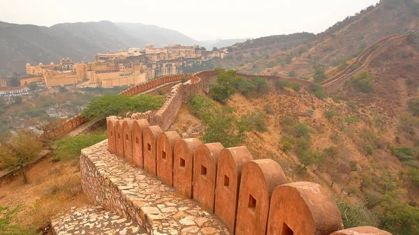 Murs Fortifiés Avec Fort Ambre Arrière Plan Ambre Rajasthan Inde — Photo