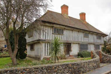 Margate, İngiltere - 3 Şubat 2018: Tudor House müzede King Street, bir müzikholün eski ev çerçeveli