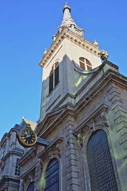 Dış Cephe St Edmund Kral Kilisesi mali City of London, Londra, İngiltere