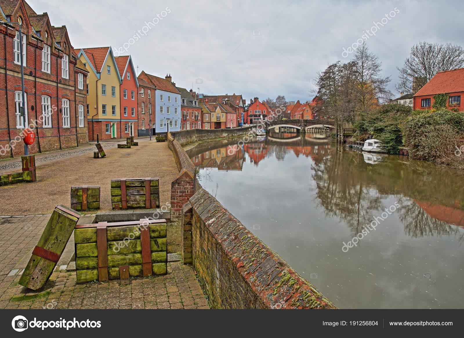 Riverside River Wensum Norwich Norfolk Colorful Houses Fye Bridge