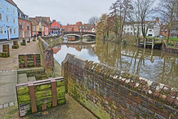 Orilla Del Río Río Wensum Norwich Norfolk Reino Unido Con —  Fotos de Stock