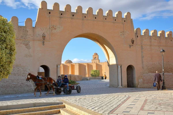 Kairouan Túnez Diciembre 2019 Puerta Entrada Kairuán Lado Este Ciudad —  Fotos de Stock