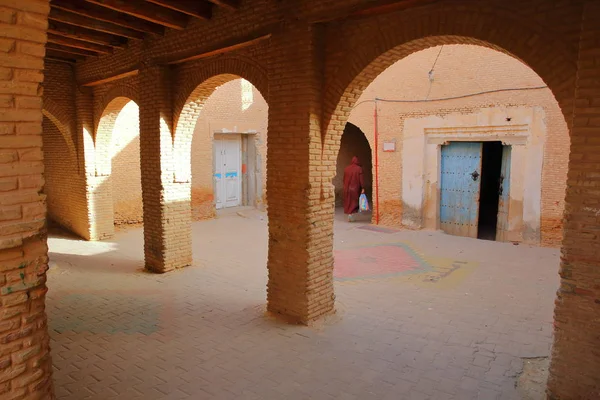 Medina Histórica Nefta Túnez Decorada Con Patrones Ladrillos Arcadas —  Fotos de Stock