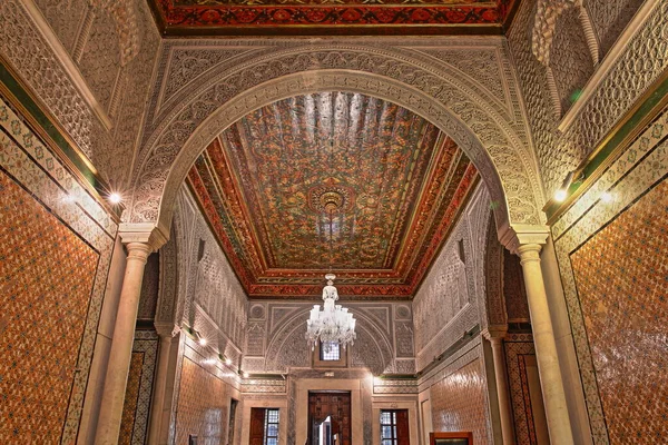 チュニス チュニジア 12月31 2019 ダルラスラム宮殿の印象的なインテリア 18世紀からのよく保存された邸宅 — ストック写真