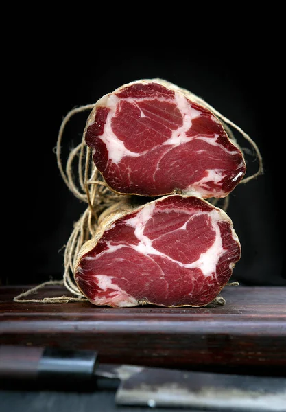 Carne ahumada fría —  Fotos de Stock