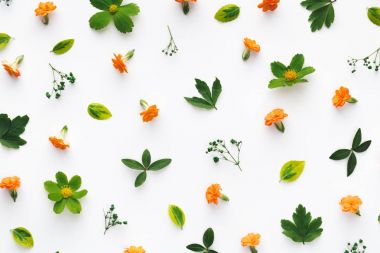 renkli çiçek desenli