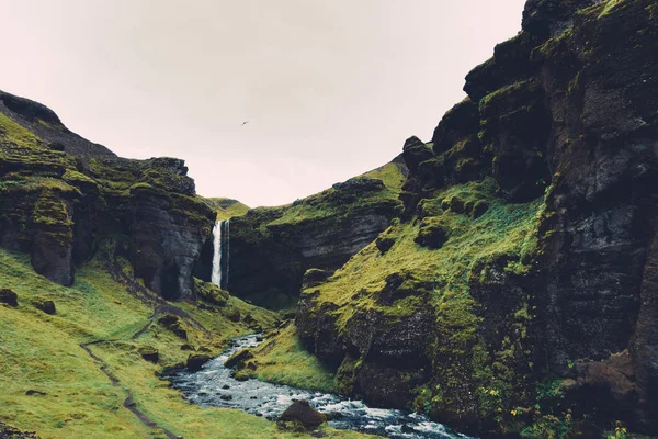 Водопад Квернуфосс в Исландии — стоковое фото