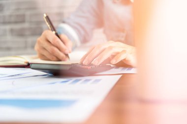 iş, finans ve bankacılık kavramı. İnsanlar el mak yakın çekim