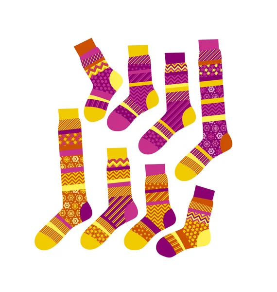 Christmas striped socks in patchwork style. Xmas pattern vector — Stock Vector