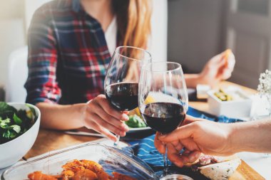 Kutluyor mutlu Romantik Çift