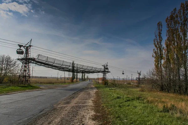 Planta de soda de calzada cerca de la ciudad de Lisichansk en la región de Donetsk — Foto de Stock