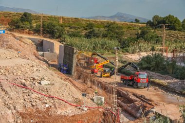 Seramik kitleler üretimi için bitki