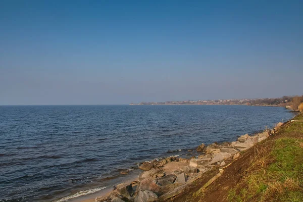 La côte du réservoir de Kakhovka — Photo