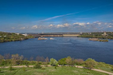 Dnieper hidroelektrik enerji santrali (Dnieproges görünümünü)