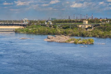 Dnieper hidroelektrik enerji santrali (Dnieproges görünümünü)