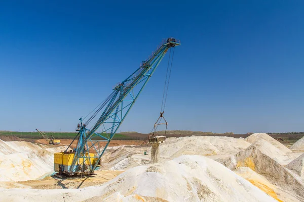 Clay quarry near the town of Pology — Stock Photo, Image