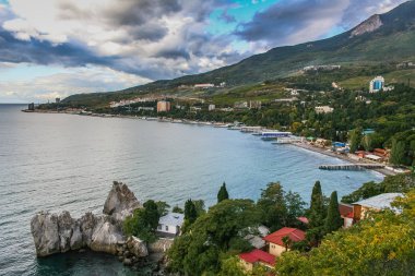 Gurzuf ilçesi ve Mount Ayu-Dag