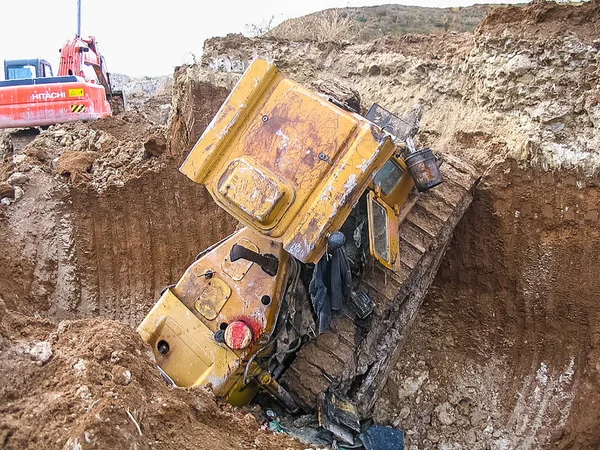 Kaza ile bir buldozer