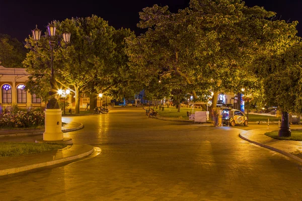 Odessa Ulusal Akademik tiyatro, Opera ve Ba kare