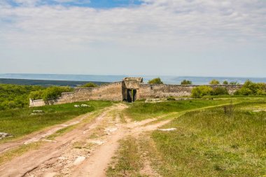 Chufut-Kale bir ortaçağ kalesi yeridir
