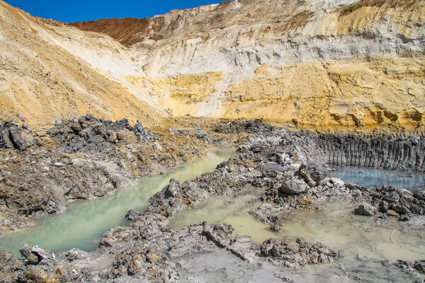 Глиняный карьер недалеко от города Полохи
