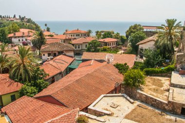 antalya sokaklarında