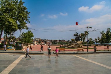 antalya sokaklarında