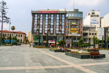 antalya sokaklarında