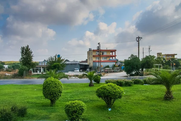 Autopista costera en la ciudad de Antalya —  Fotos de Stock