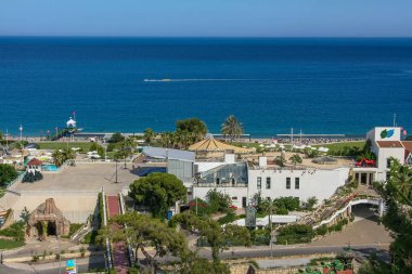 Camyuva Akdeniz kıyısında