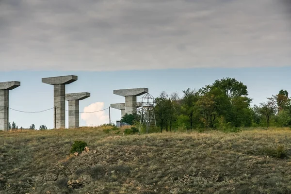 Rotsachtige kusten van het eiland van Khortytsya — Stockfoto