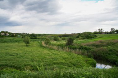 Malaya Tokmachka Nehri üzerinde gölet (baraj)
