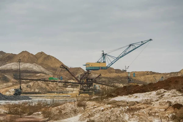 Clay quarry in the Taurian steppe — Stock Photo, Image