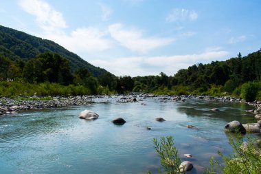 Sebastian Lagos aryaları tarafından Yüce dağ