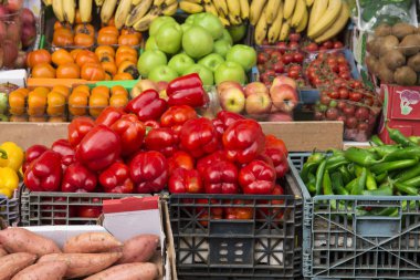 sebze ve meyve pazarı 