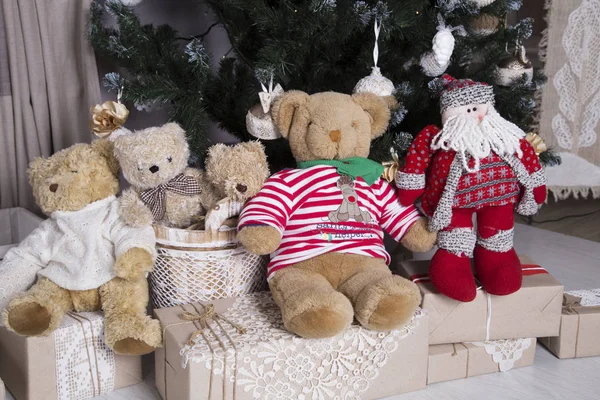 teddy bears, christmas tree & gifts