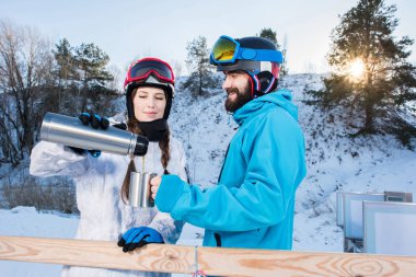 Çay içme snowboard 