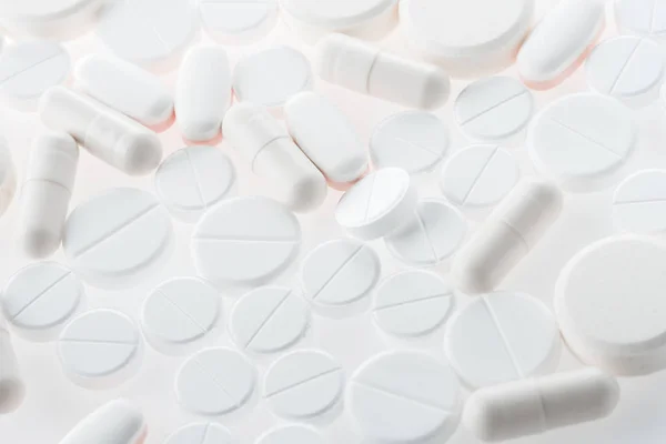 Pílulas e cápsulas médicas — Fotografia de Stock
