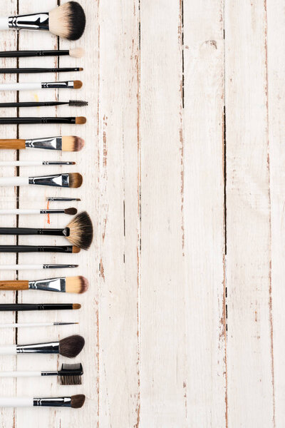 various makeup brushes