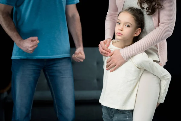 Familia teniendo conflicto - foto de stock