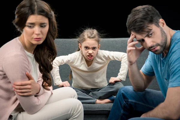 Familia teniendo conflicto - foto de stock