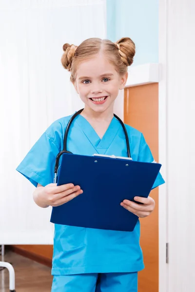Girl nurse in uniform — Stock Photo, Image