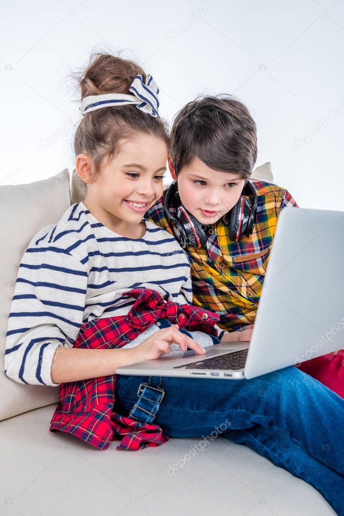 Children using laptop