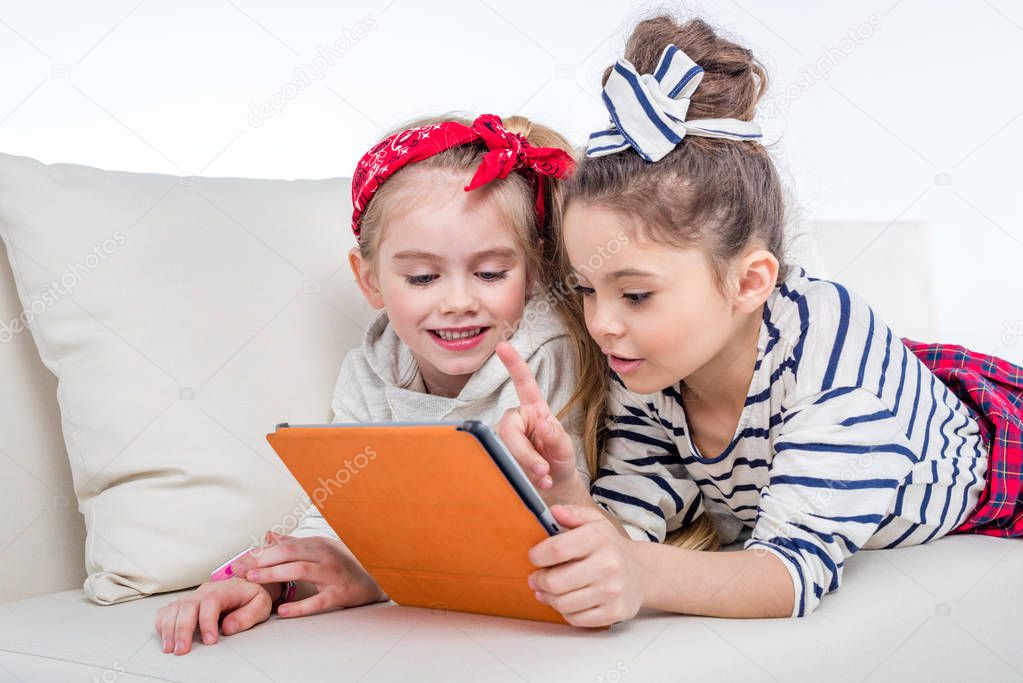girls using tablet