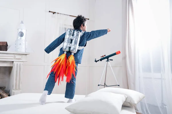 Boy playing astronaut — Stock Photo, Image