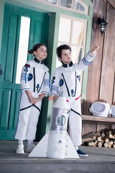 Children in astronaut costumes — Stock Photo