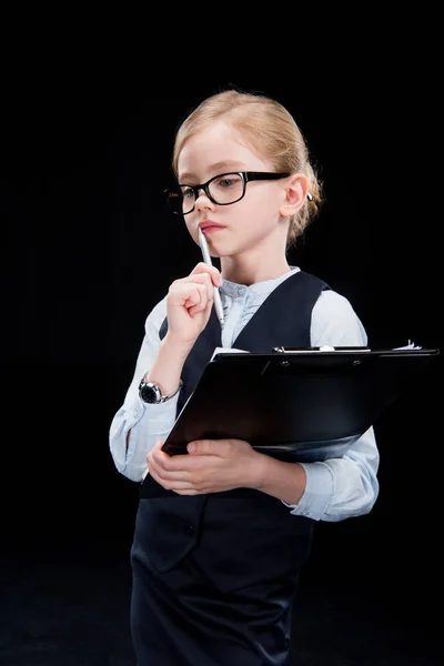 Adorable fille avec dossier — Photo de stock