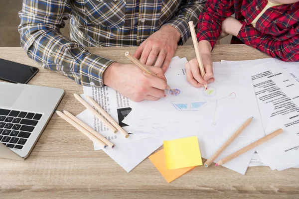 Businessman drawing with son — Stock Photo