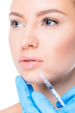 kadın botox enjeksiyon